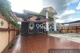 Ready to Use! Luxury House LT 920m2 Desain Elegan di Ciganjur Ready to Use! Luxury House LT 920m2 Desain Elegan di Ciganjur