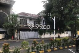 Rumah Elit LB 700m2 Siap Pakai Desain Elegan di Kemang, Jakarta Selatan Rumah Elit LB 700m2 Siap Pakai Desain Elegan di Kemang, Jakarta Selatan