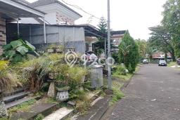 Lokasi terbaik! Rumah siap huni dikontrakkan di Wanea LB 150m2 Lokasi terbaik! Rumah siap huni dikontrakkan di Wanea LB 150m2