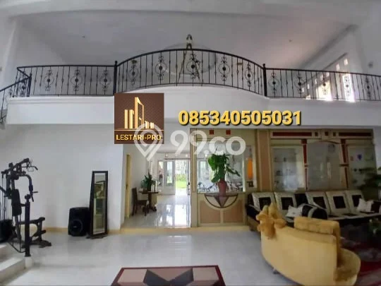 Rumah Strategis di Tomohon Tengah, Tomohon, LT 1300m2m² Bangunan 300m2m² - HARGA NEGO! Rumah Strategis di Tomohon Tengah, Tomohon, LT 1300m2m² Bangunan 300m2m² - HARGA NEGO!
