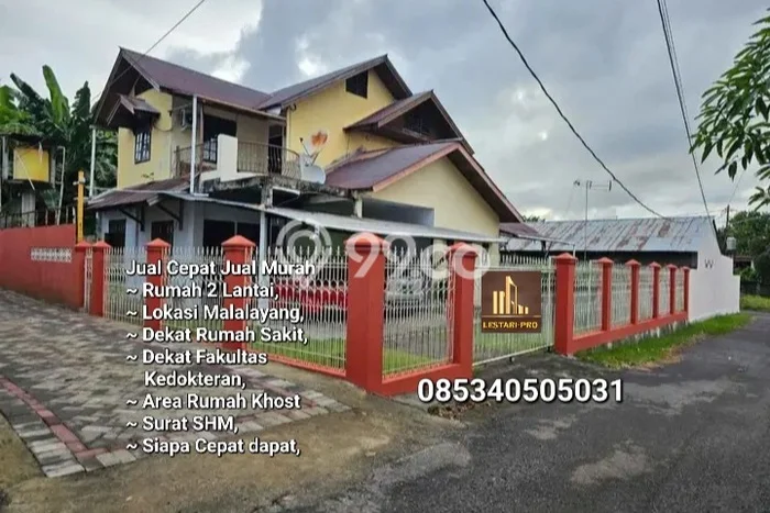 PROPERTI UNGGULAN! Rumah Strategis di Malalayang, Luas 332m2m² Bangunan 150m2m² PROPERTI UNGGULAN! Rumah Strategis di Malalayang, Luas 332m2m² Bangunan 150m2m²