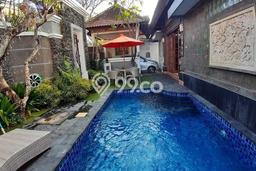 Vila Kawasan , Luas 250m2m², Dekat dengan transportasi umum Vila Kawasan , Luas 250m2m², Dekat dengan transportasi umum