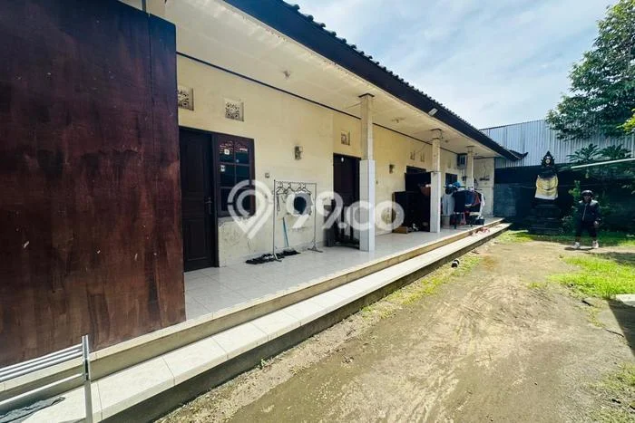 Kost Dijual di Renon dengan 5 KT dan Luas 200m2 Kost Dijual di Renon dengan 5 KT dan Luas 200m2
