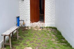 HUNIAN PILIHAN! Rumah kawasan , 2 KM, Lingkungan Asri, Luas 130m2m² Bangunan 115m2m² HUNIAN PILIHAN! Rumah kawasan , 2 KM, Lingkungan Asri, Luas 130m2m² Bangunan 115m2m²