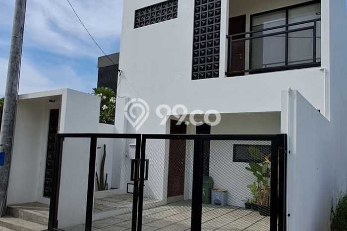 Dijual Vila di Denpasar Selatan, Luas 123m2m², Akses mudah transportasi Dijual Vila di Denpasar Selatan, Luas 123m2m², Akses mudah transportasi