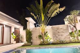 Aset Potensial! Vila Kawasan , Area 300m2m², Area Strategis dengan nilai tinggi Aset Potensial! Vila Kawasan , Area 300m2m², Area Strategis dengan nilai tinggi