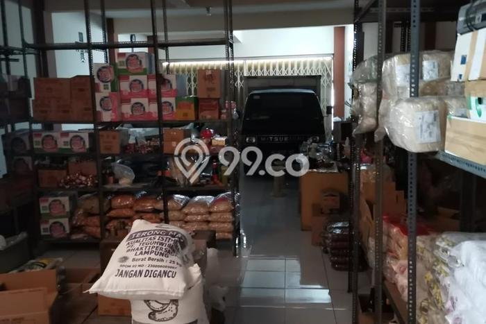 Ruko Dijual di Prime Area Malang Luas 300m2 Ruko Dijual di Prime Area Malang Luas 300m2