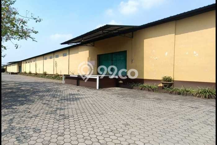 Gudang Kawasan Kranggan, Luas 1000m2m², Area Komersial, Jalan Utama Gudang Kawasan Kranggan, Luas 1000m2m², Area Komersial, Jalan Utama