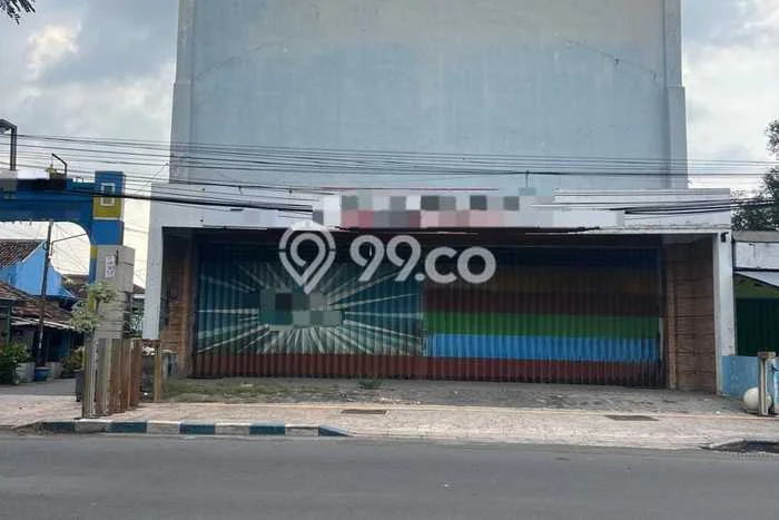 Ruko Dijual Lokasi Emas di Sooko Luas 600m2 Ruko Dijual Lokasi Emas di Sooko Luas 600m2