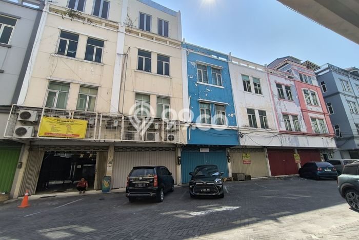 Untuk Dijual Ruko di Sukolilo Surabaya LT 144m2 / LB 576m2 Untuk Dijual Ruko di Sukolilo Surabaya LT 144m2 / LB 576m2
