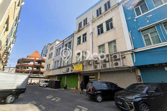 Untuk Dijual Ruko di Sukolilo Surabaya LT 144m2 / LB 576m2 Untuk Dijual Ruko di Sukolilo Surabaya LT 144m2 / LB 576m2