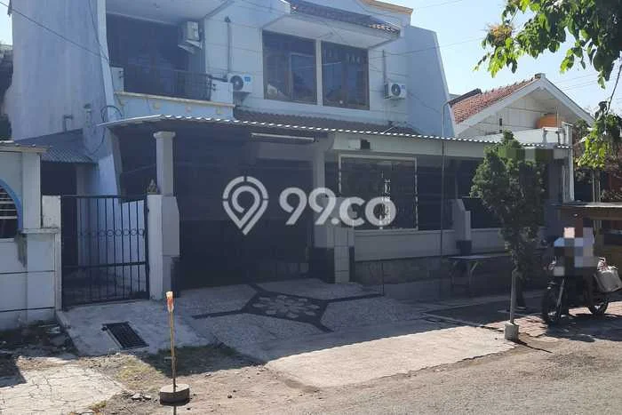 Hunian Cantik Minimalis Lb 180m2 di Gubeng, Surabaya Hunian Cantik Minimalis Lb 180m2 di Gubeng, Surabaya