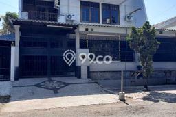 Hunian Cantik Minimalis Lb 180m2 di Gubeng, Surabaya Hunian Cantik Minimalis Lb 180m2 di Gubeng, Surabaya