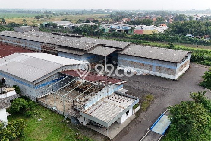 Unit Gudang Dijual di Pungging Mojokerto 30000m2 Unit Gudang Dijual di Pungging Mojokerto 30000m2