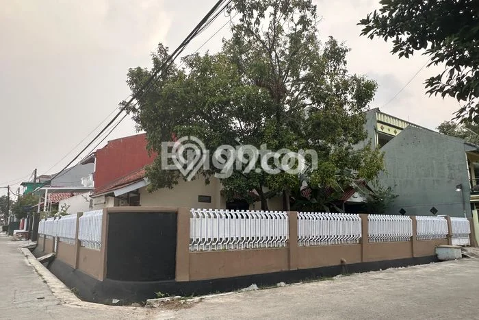 Rumah Mewah LB 80m2 Siap Pakai Desain Elegan di Mekarsari, Depok Rumah Mewah LB 80m2 Siap Pakai Desain Elegan di Mekarsari, Depok