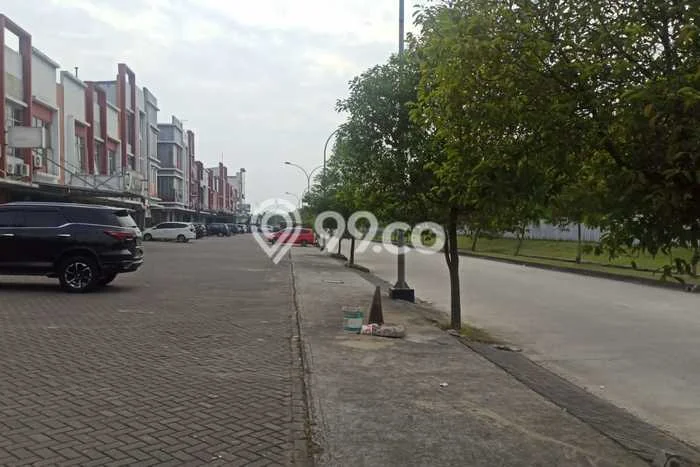 LOKASI STRATEGIS! Ruko For Rent di Jababeka, Luas 80m², Kawasan Bisnis LOKASI STRATEGIS! Ruko For Rent di Jababeka, Luas 80m², Kawasan Bisnis
