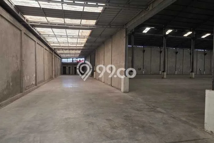 Gudang bagus disewakan di Purwakarta Purwakarta dengan LB 3600m2 harga sewa terbaik Gudang bagus disewakan di Purwakarta Purwakarta dengan LB 3600m2 harga sewa terbaik