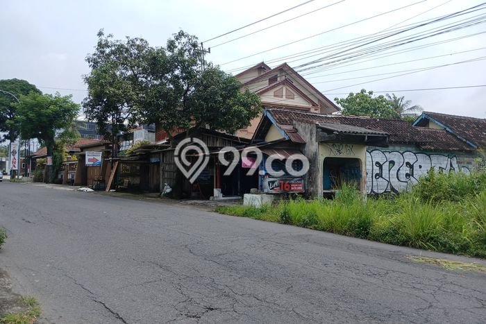 Lahan Kosong Dijual di Sleman dengan Area 1321m2 Lahan Kosong Dijual di Sleman dengan Area 1321m2