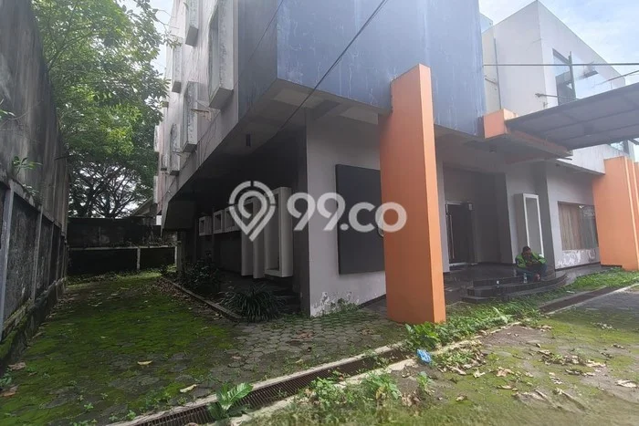 Unit Komersial disewakan di Ngaglik Sleman dengan LT 1000m2 / LB 700m2 Unit Komersial disewakan di Ngaglik Sleman dengan LT 1000m2 / LB 700m2