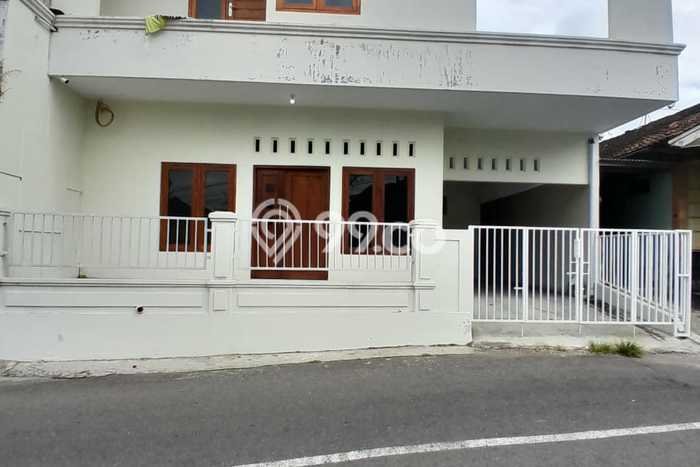 Rumah Modern Cantik 2 Kamar Bisa Langsung Pindah di Mlati Rumah Modern Cantik 2 Kamar Bisa Langsung Pindah di Mlati