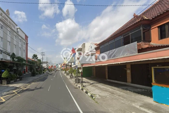 Dijual! Ruko di Terban Yogyakarta LT 785m2 / LB 1000m2 Kawasan Strategis Dijual! Ruko di Terban Yogyakarta LT 785m2 / LB 1000m2 Kawasan Strategis