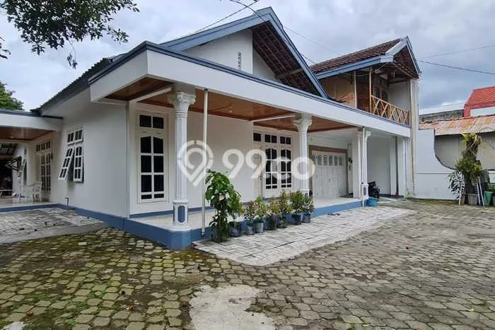Rumah Bagus Siap Pakai Di Mlati Luas 250m2 Lokasi Strategis Rumah Bagus Siap Pakai Di Mlati Luas 250m2 Lokasi Strategis
