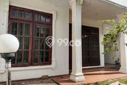 Disewakan Segera Rumah Kondisi Baik di Area Tebet, Jakarta Selatan Disewakan Segera Rumah Kondisi Baik di Area Tebet, Jakarta Selatan