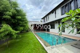 For Sale! Vila di , Ukuran 466m2m², Posisi Strategis For Sale! Vila di , Ukuran 466m2m², Posisi Strategis