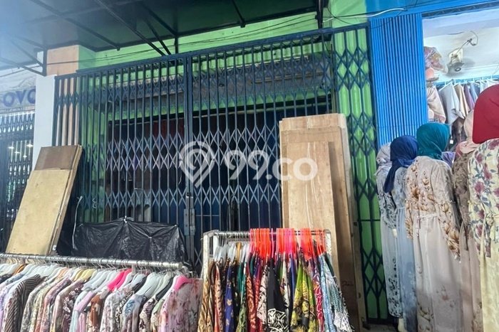Lokasi Strategis! Dijual Ruko Bisnis di Tanah Abang, Jakarta Pusat Kondisi Bagus Lokasi Strategis! Dijual Ruko Bisnis di Tanah Abang, Jakarta Pusat Kondisi Bagus