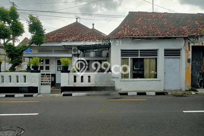 Dijual Rumah Premium dengan Fasilitas Sekitar Komplit di Pakualaman, Yogyakarta Dijual Rumah Premium dengan Fasilitas Sekitar Komplit di Pakualaman, Yogyakarta