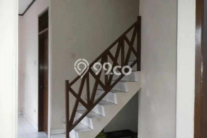 Rumah kawasan Cinere, Siap Huni, 3 KT, Dekat Cinere, Depok, Depok, LT 115m2m² Bangunan 150m2m² Rumah kawasan Cinere, Siap Huni, 3 KT, Dekat Cinere, Depok, Depok, LT 115m2m² Bangunan 150m2m²