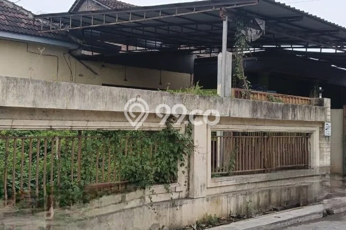 Unit Gudang Dijual di Genuk Semarang Luas Bangunan 500m2 Unit Gudang Dijual di Genuk Semarang Luas Bangunan 500m2