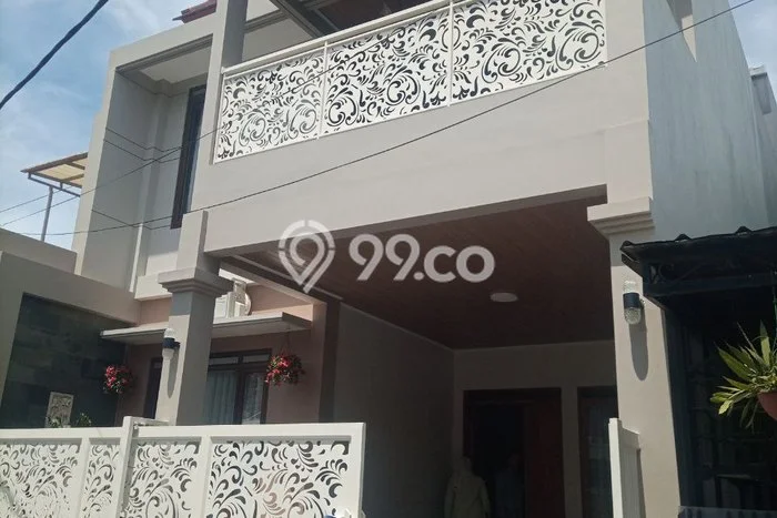 Dijual Hunian Rumah Terawat 4 Kamar di Buah Batu, Bandung Dijual Hunian Rumah Terawat 4 Kamar di Buah Batu, Bandung