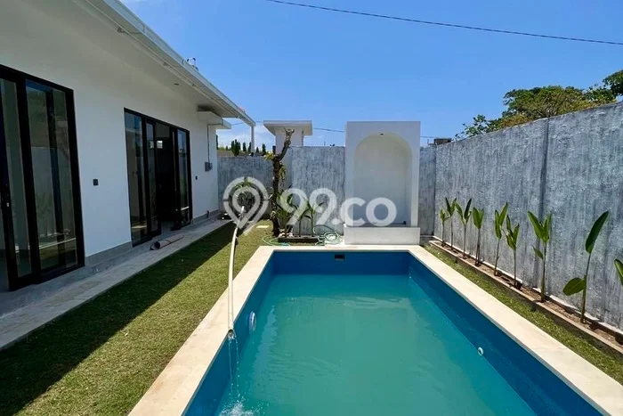 Rumah di Umalas, Siap Huni, 0 KM, Akses Umalas, Badung, Badung, LT 180m² LB 130m² Rumah di Umalas, Siap Huni, 0 KM, Akses Umalas, Badung, Badung, LT 180m² LB 130m²