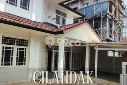 Dijual Rumah Mewah Exclusive di Cilandak, Jakarta Selatan Dijual Rumah Mewah Exclusive di Cilandak, Jakarta Selatan