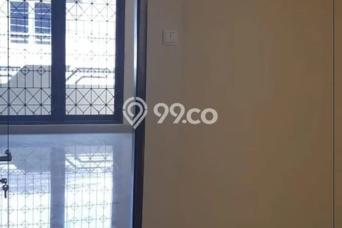 Disewakan! Rumah 3 Kamar Tidur &
2 Kamar Mandi di Green Ville, Jakarta Barat Disewakan! Rumah 3 Kamar Tidur &
2 Kamar Mandi di Green Ville, Jakarta Barat