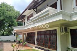 Hunian Ideal dengan LT 1200m2 & LB 600m2 Disewakan di Pejaten Hunian Ideal dengan LT 1200m2 & LB 600m2 Disewakan di Pejaten