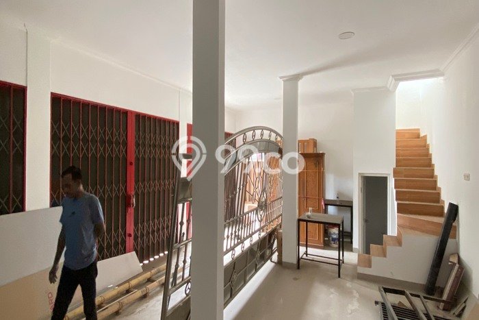 Ruko Usaha Dijual di Pinang Tangerang LT 77m2 & LB 130m2 Ruko Usaha Dijual di Pinang Tangerang LT 77m2 & LB 130m2
