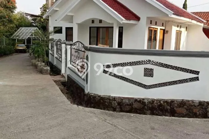 Jual Rumah Eksklusif 2 KT di Sariwangi, Bandung Jual Rumah Eksklusif 2 KT di Sariwangi, Bandung