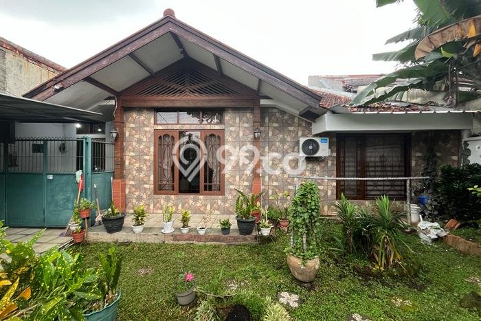 Cocok Untuk Investasi! Dijual Kost di Pajajaran 9 Kamar Cocok Untuk Investasi! Dijual Kost di Pajajaran 9 Kamar