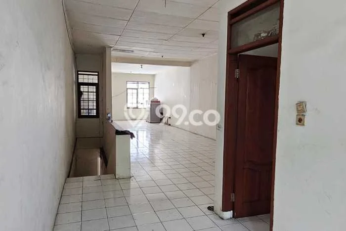 FOR RENT! Ruko di Taman Kopo Indah Cocok untuk Bisnis 180m2 FOR RENT! Ruko di Taman Kopo Indah Cocok untuk Bisnis 180m2