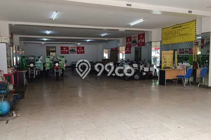 Ruko Disewa di Bandung dengan LB 500m2 Area Komersial Ramai Ruko Disewa di Bandung dengan LB 500m2 Area Komersial Ramai