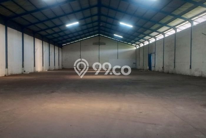 Unit Gudang disewakan di Buduran Sidoarjo dengan LT 1500m2 / LB 1500m2 Unit Gudang disewakan di Buduran Sidoarjo dengan LT 1500m2 / LB 1500m2