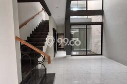 Rumah Luas Asri 3 KT Siap Pakai di Sektor 7A/B-Gading Serpong Tangerang Rumah Luas Asri 3 KT Siap Pakai di Sektor 7A/B-Gading Serpong Tangerang