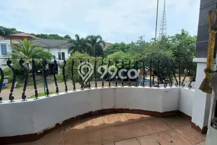 Disewakan! Rumah 3 Kamar Tidur &
3 Kamar Mandi di Cibubur, Depok Disewakan! Rumah 3 Kamar Tidur &
3 Kamar Mandi di Cibubur, Depok