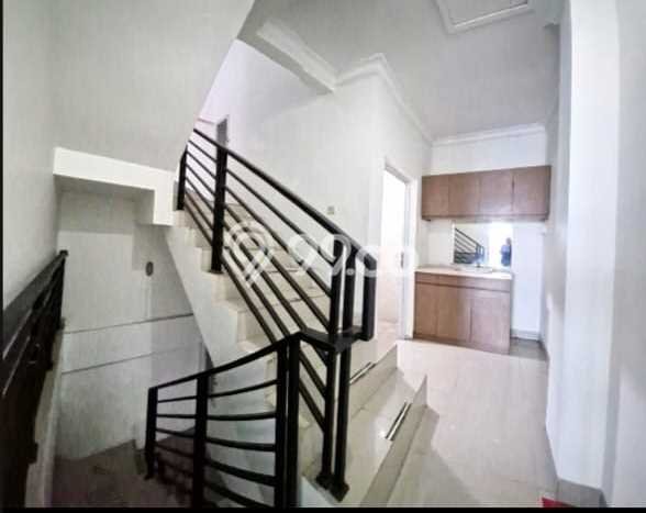 Ruko Dijual di Prime Area Jakarta Selatan Luas 221m2 Ruko Dijual di Prime Area Jakarta Selatan Luas 221m2