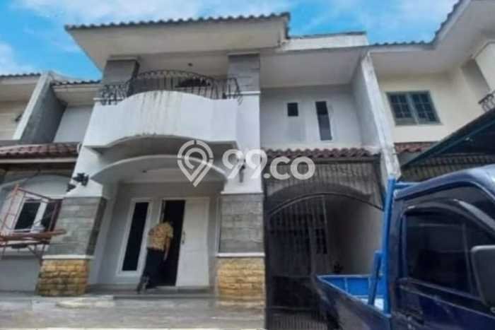 Disewakan! Rumah 3 Kamar Tidur &
3 Kamar Mandi di Cibubur, Depok Disewakan! Rumah 3 Kamar Tidur &
3 Kamar Mandi di Cibubur, Depok