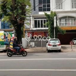Disewakan Ruko komersial di Mariso luas bangunan 100m2 Disewakan Ruko komersial di Mariso luas bangunan 100m2