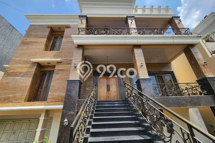 Rumah Luxury Modern Siap Huni di Panakukkang Makassar Rumah Luxury Modern Siap Huni di Panakukkang Makassar