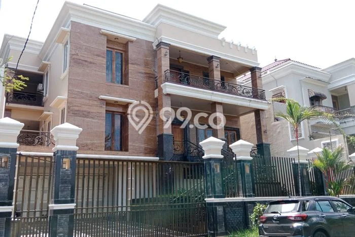 Rumah Luxury Modern Siap Huni di Panakukkang Makassar Rumah Luxury Modern Siap Huni di Panakukkang Makassar